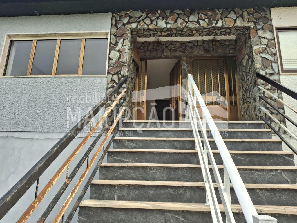 <b>Parcela</b><br/><b>Venta : 212.000,00 €</b><br/>