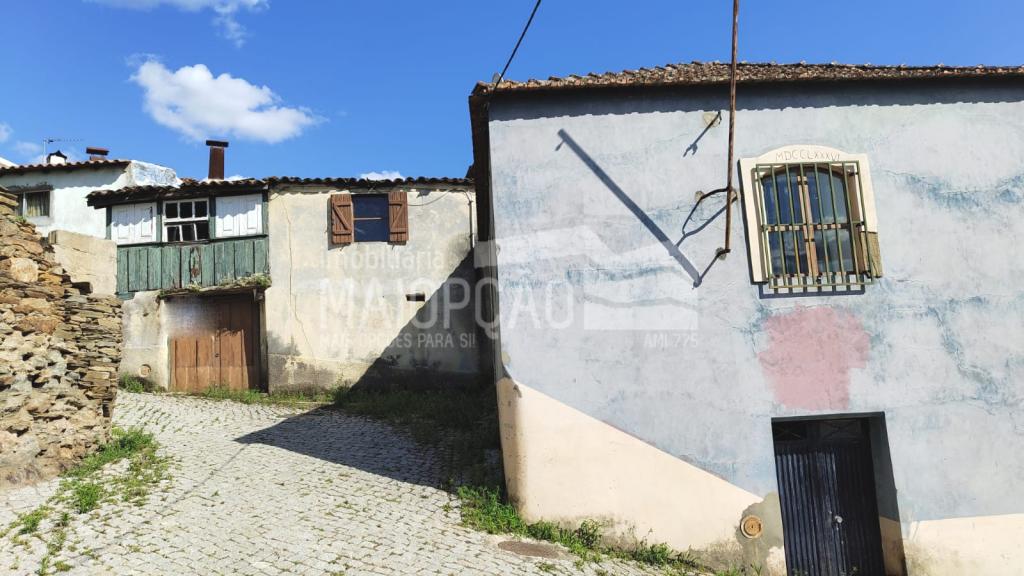 <b>Vivienda - V2</b><br/><b>Venta : 10.000,00 €</b><br/>